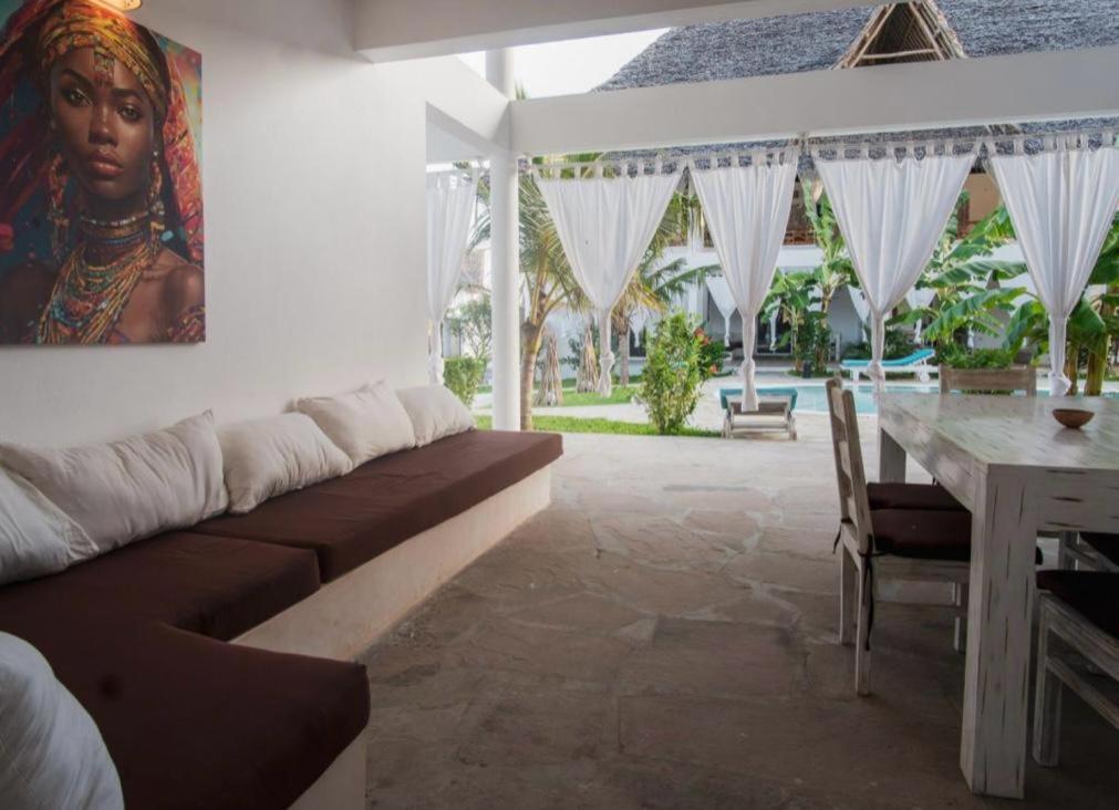 Nyota 11 - Jua Resort ワタム エクステリア 写真